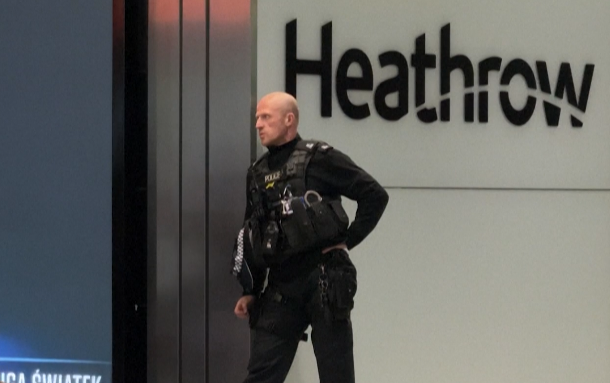 Screengrab of London's Heathrow airport as London police say they have arrested a man for suspected assault with a "form of pepper spray" at Heathrow Airport's Terminal 3. (AFP)